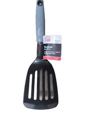 Chef Craft Select Nylon Turner 11"  #12001  Turn, eggs, burgers, has browns NEW