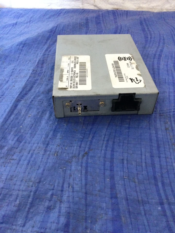 2007 凯迪拉克凯雷德 ESV XM 卫星无线电通信控制模块 原始设备制造商 — 第 3/4 张图片