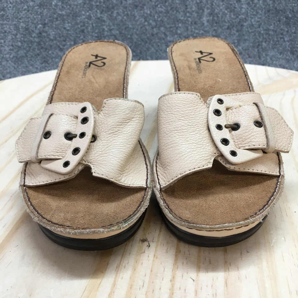 Sandalias A2 by Aerosoles para mujer 6 M Dread Stock Slides cuero beige cuña informales Foto 4 de 4
