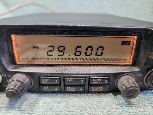 PARTS/REPAIR RADIO SHACK HTX-10 TEN METER ALL MODE HAM RADIO REALISTIC AMATEUR