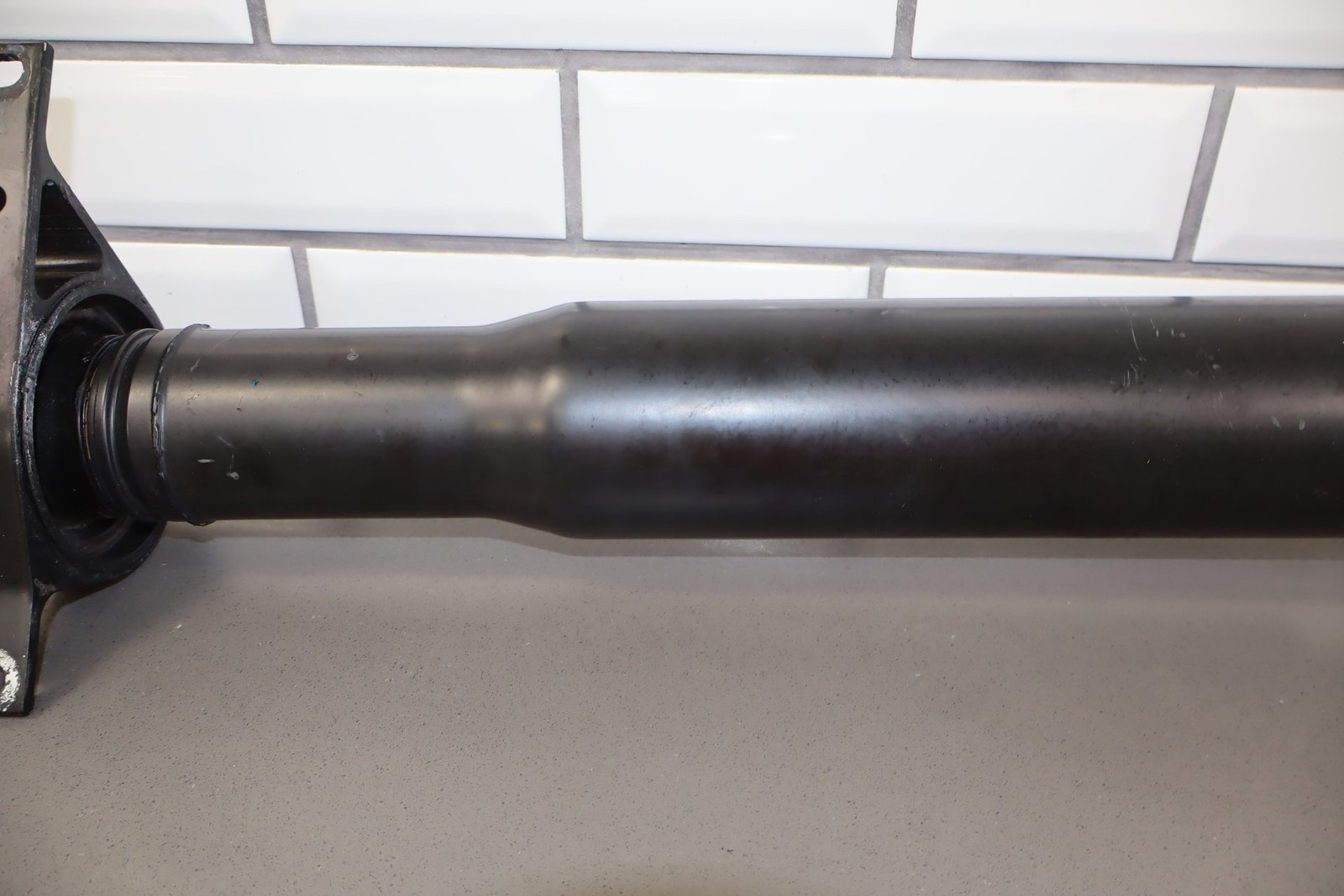 14-17 Maserati Ghibli 3.0T AWD Rear 2 Piece Drive Shaft OEM (06700085460) 77K