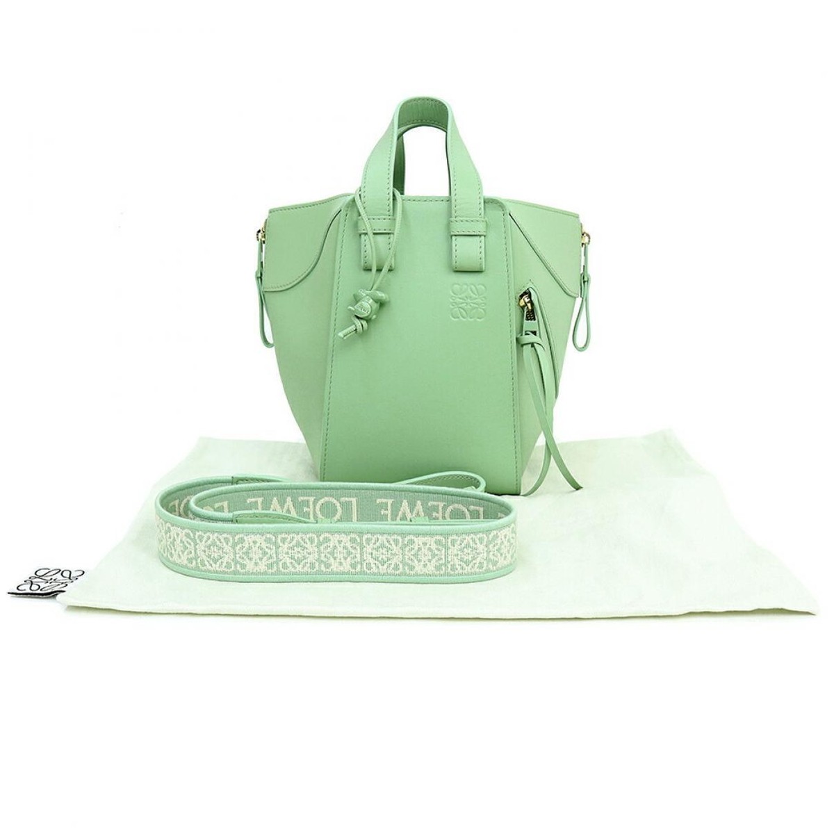 satin calf☆LOEWE☆HAMMOCK Compact 2wayバッグ VINTAGE KHAKI LOEWE Hammock Compact 2way Shoulder Bag Satin Calf Green
