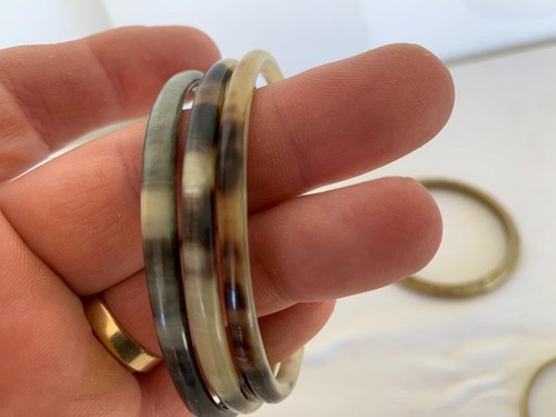 LADIES COSTUME JEWELLERY KENDRA SCOTT BANGLES + OTHER BANGLES - Picture 16 of 21