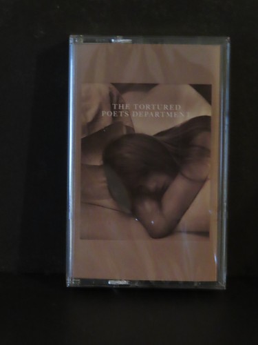 TAYLOR SWIFT The Tortured Poets Department (The Bolter) REPUBLIC Cassette NEW - Picture 4 of 11