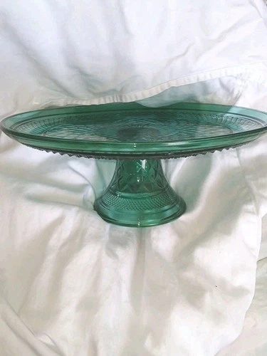 Vintage Anchor Hocking Wexford  Emerald Green Pedestal Cake Plate Diamond 12"
