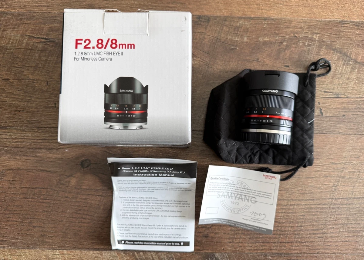 Samyang 8mm f/2.8 UMC Fisheye II - Monture Fujifilm X d'occasion