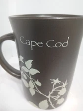 CAPE COD  MUG. CUFFY'S OF CAPE COD MUG. CAPE COD CHOCOLATE MUG. B378