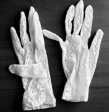 Transparent White Bridal Lace Vintage Gloves Made In Japan 7.5" long x 2.5" Cuff