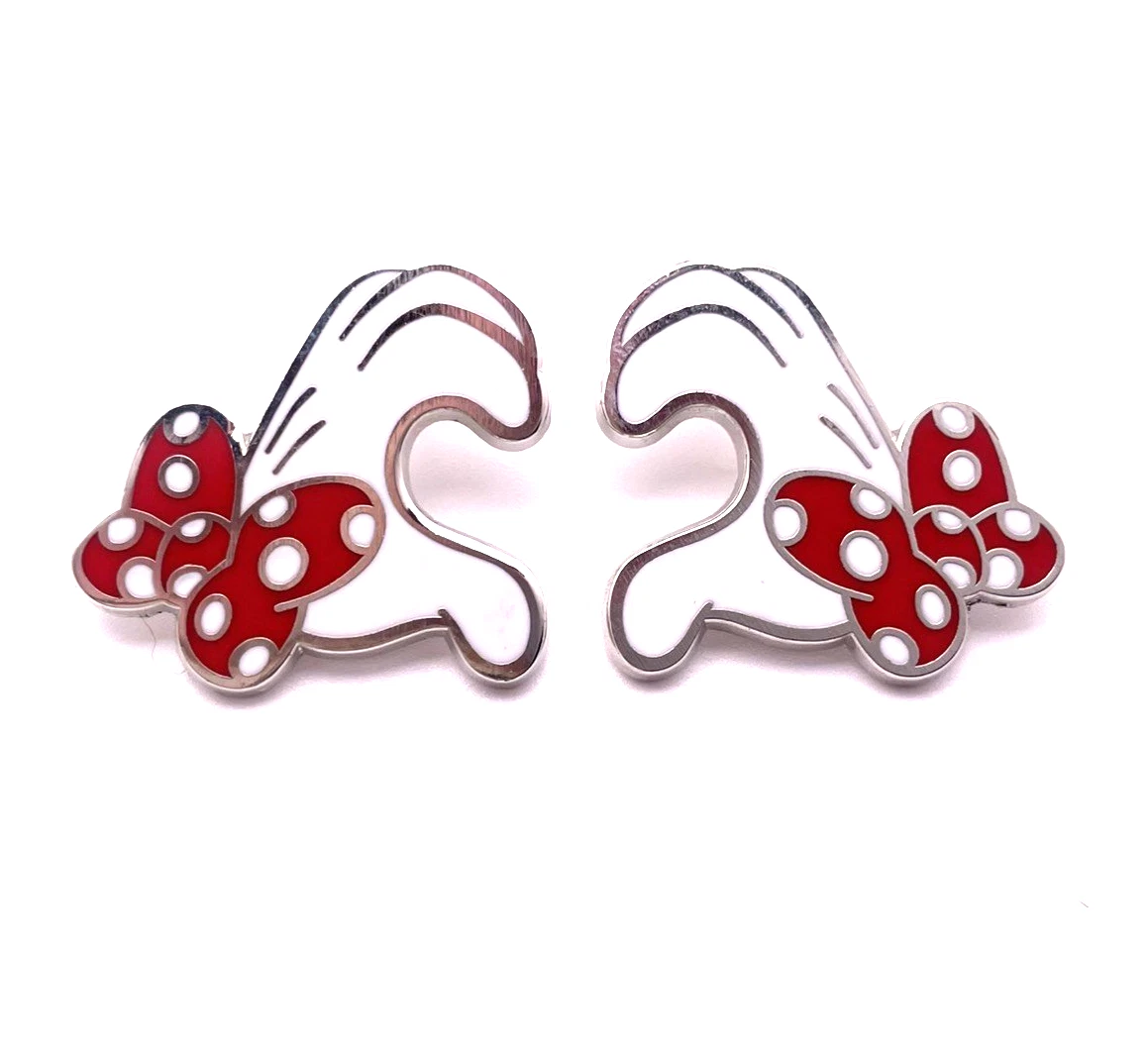 New The Disney Store Minnie Mouse Holding Heart Hands Gloves Pin Set