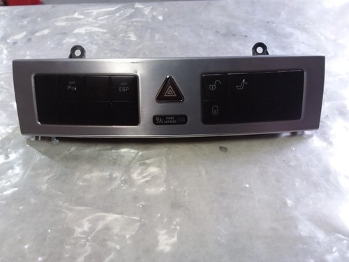 MERCEDES C CLASS FLASHER/HAZARD RELAY W203 10/00-01/07 00 01 02 03 04 05 06 07