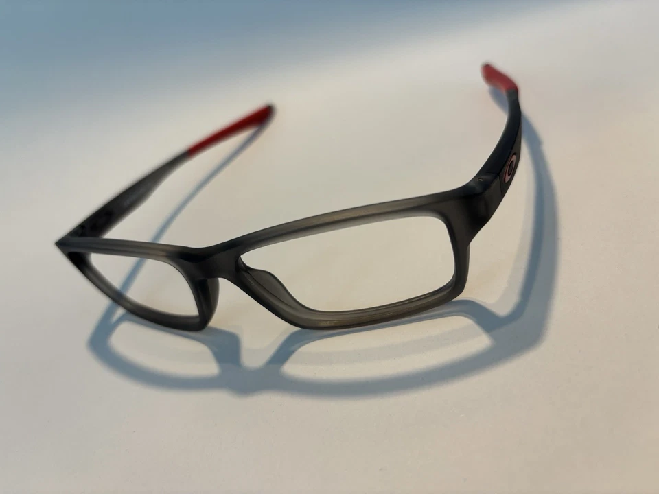 OAKLEY OY8002-0349 CROSSLINK XS GRIS SATINADO HUMO GAFAS AUTÉNTICAS 49-15 Foto 2 de 4