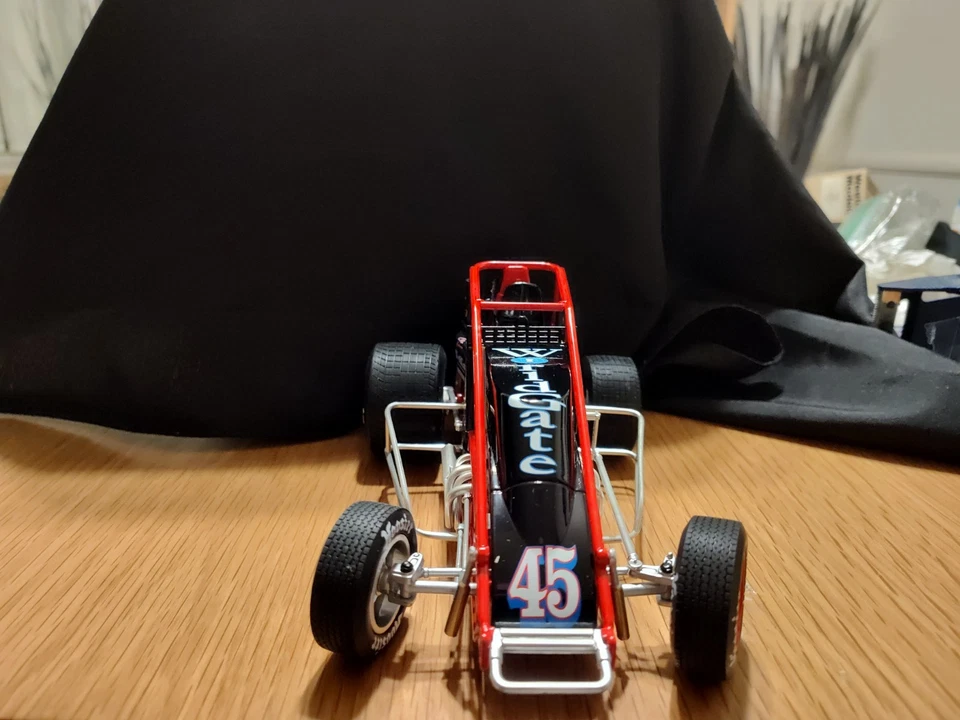 Coche Sprint diecast 1/18 GMP Foto 3 de 4