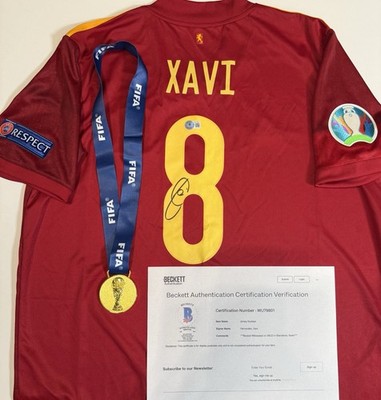 Xavi Spanien EM Trikot 2020 Handsigniert  Beckett Zertifiziert 