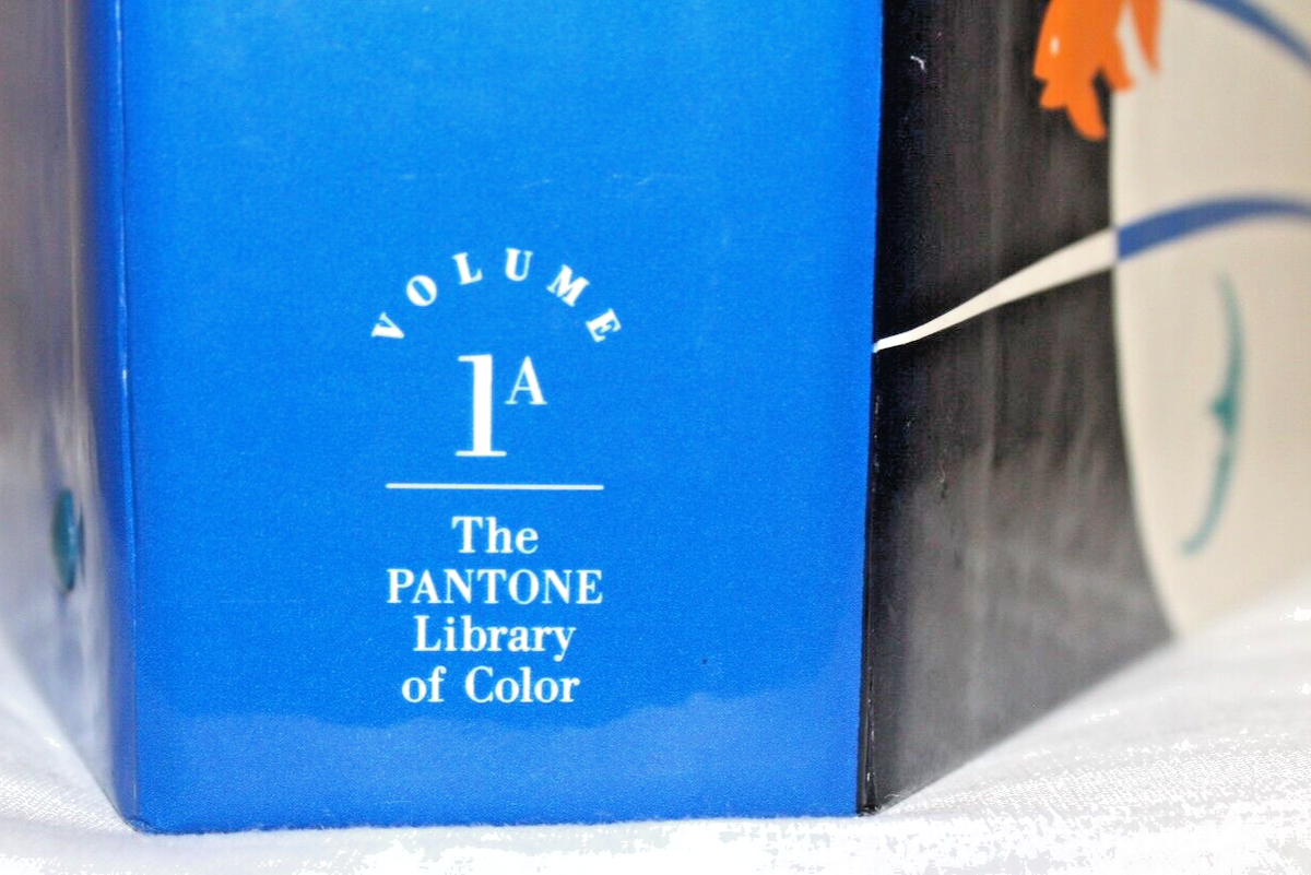 Pantone 1991 Color Specifier 1000 Book Coated Volume 1A
