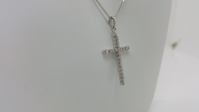 COLLANA DONNA CON CIONDOLO CROCE IN ORO BIANCO 18KT 750 E ZIRCONI ...