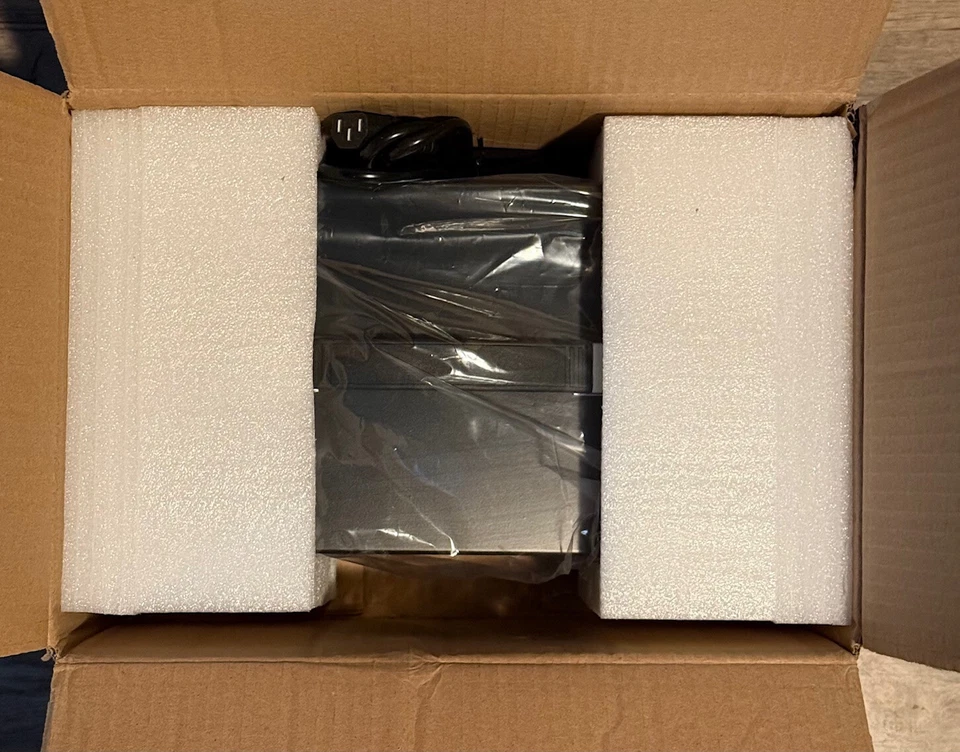 ZHENGXI Isolation Transformer 120V to 120V 300W Audio Voltage Converter 2 Output - Image 3 of 4