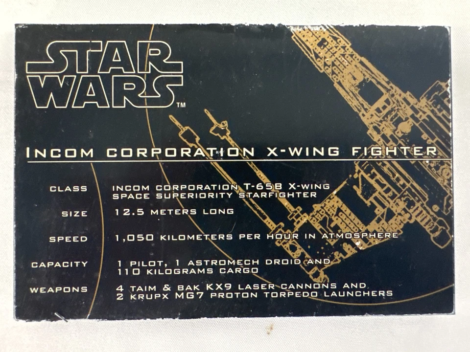 LEGO 7191 Star Wars UCS X-Wing Starfighter - Image 2 of 4