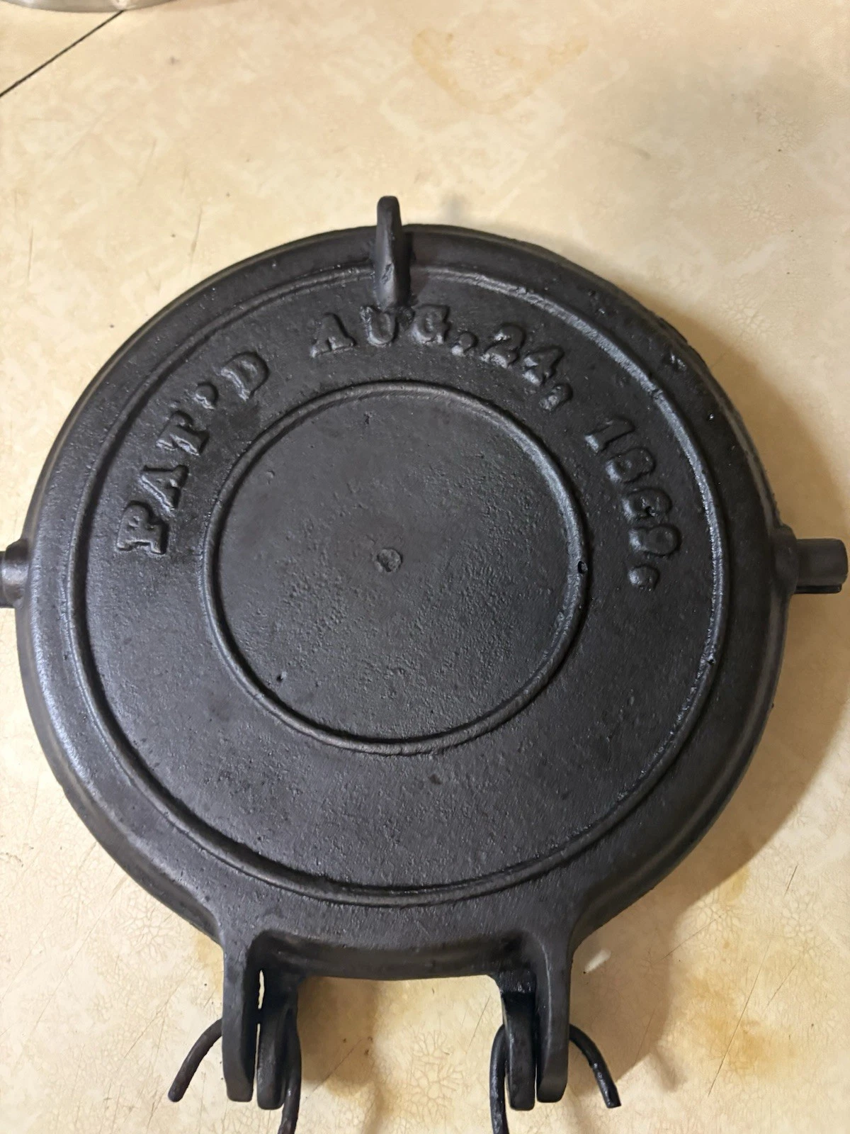 Foxell Jones Co Cast Iron Waffle Iron Antique USA, Pat 1869
