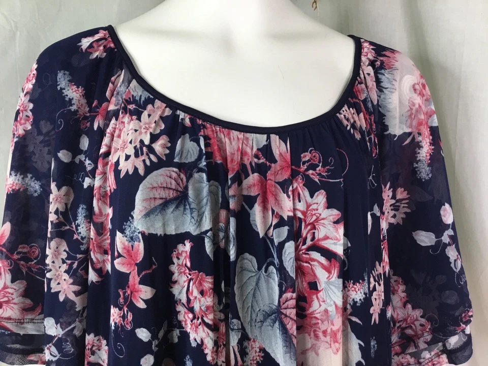 AUTOGRAPH MIDNIGHT BLUE FLORAL SHEER MESH OVERLAY HANKY TOP SZ 26 NEW $ DRESSY - image 4 of 4