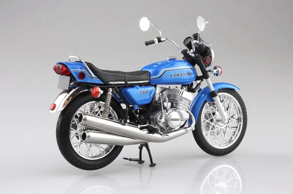 AOSHIMA 1/12 Scale kawasaki 750SS MACH IV Blue Motorcycle Diecast Model Toy  - Bild 4 von 4
