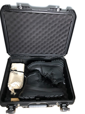 New Canada Goose Journey Boots Men's Size 11 Black W/ Collectors Hard Case 7778M