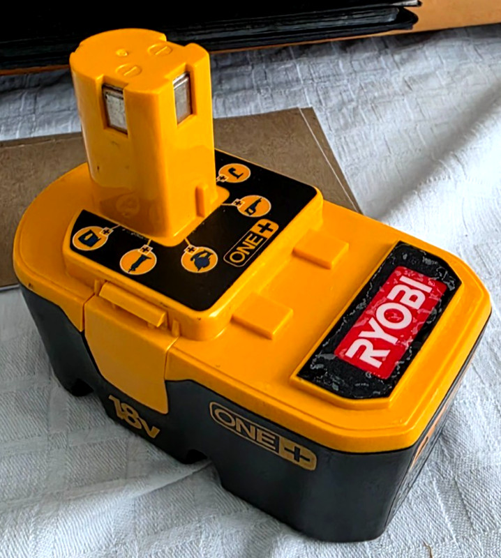 Ryobi 18V ONE+ High Capacity NiCd 4Ah Battery (P100)+