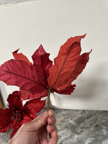 2 Glitter Red FloralPoinsettia Clips For Tree Garland Etc Valerie Parr Hill New - Picture 5 of 16