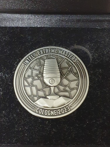 CS:GO CS2 ESL Tournament Coin Pin Button Gold Coin CSGO Cologne 2024 SELEZIONE - Foto 14 di 42
