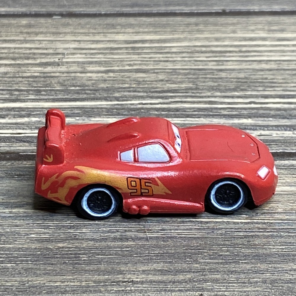 Disney Pixar Cars Plastic Miniature Lightening McQueen Red No 95 Race Car