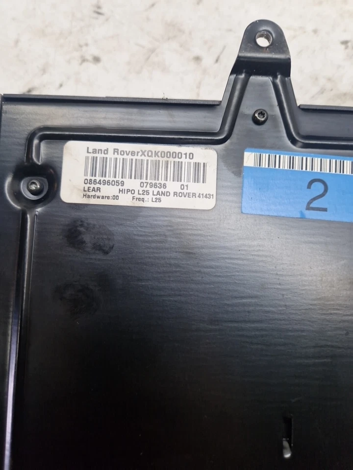 Land Rover Discovery 2 TD5 Lear Stereo Verstärker XQK000010 - Bild 4 von 4