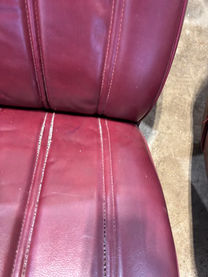 1972 1980 DODGE PLYMOUTH B100 RAMCHARGER TRAILDUSTER RED BUCKET SEATS - Image 4 of 4