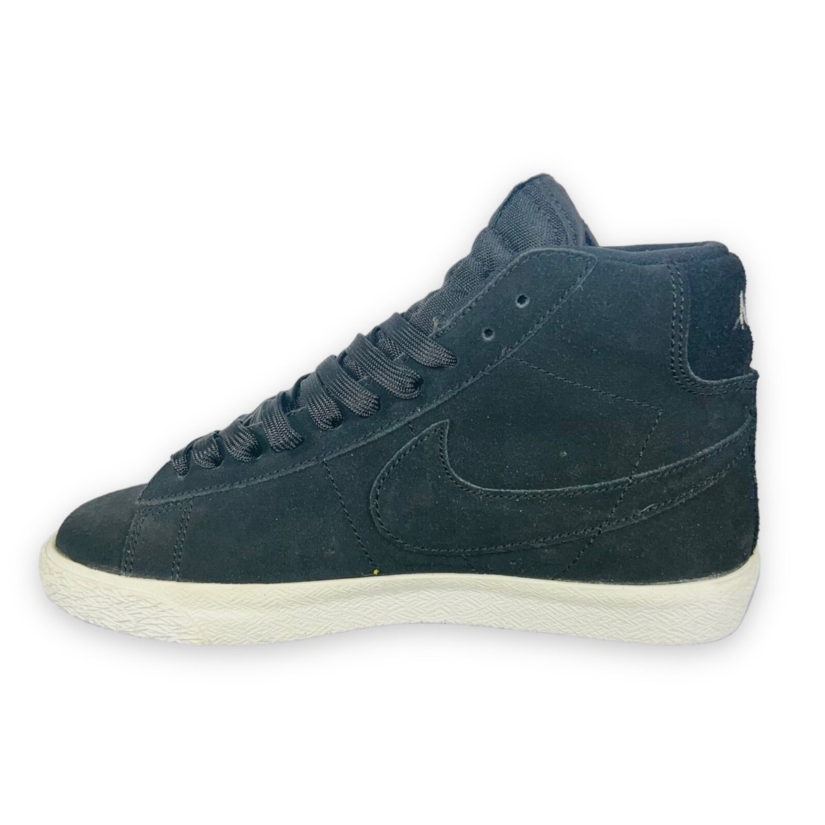 Nike Blazer Mid Premium GS 'Black Summit White' 895850-003 Nike Blazer Mid Premium GS 'Black Summit White' 895850-003