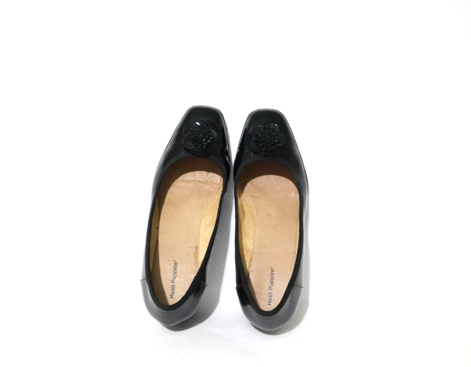 Hush Puppies Size 10 Womens Black Leather Square Toe Petal Detail Wedge Shoes - image 3 of 4