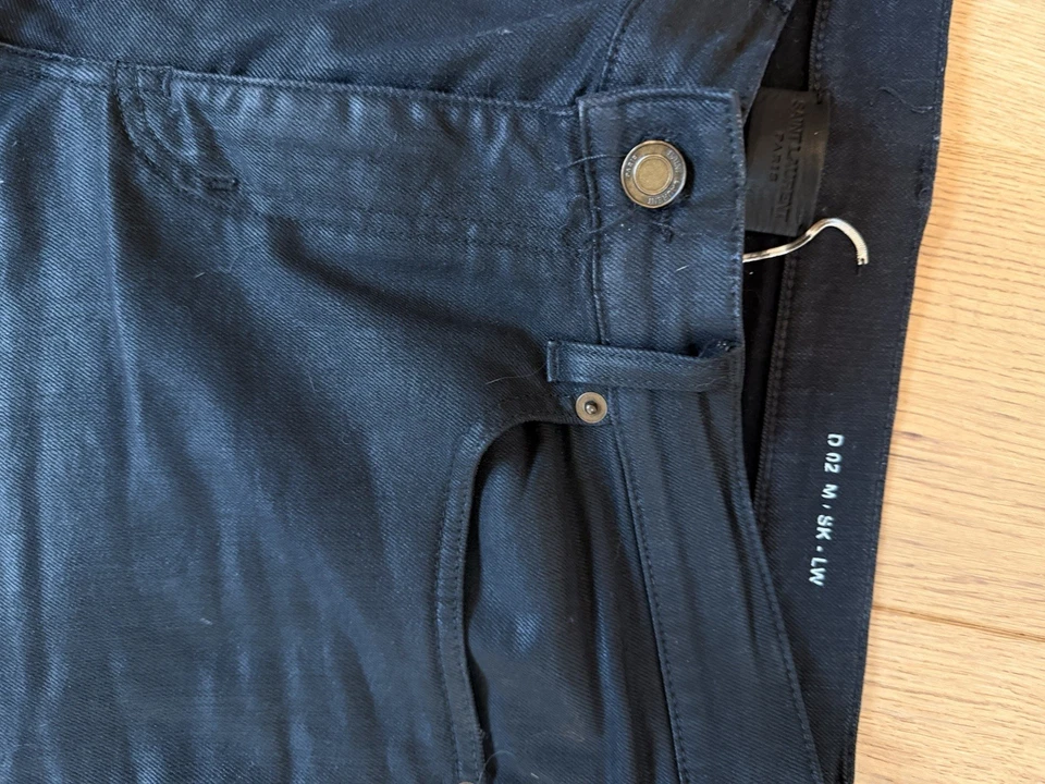 Мужские джинсы из денима с покрытием Saint Laurent размер 32 дюйма - Изображение 2 из 4