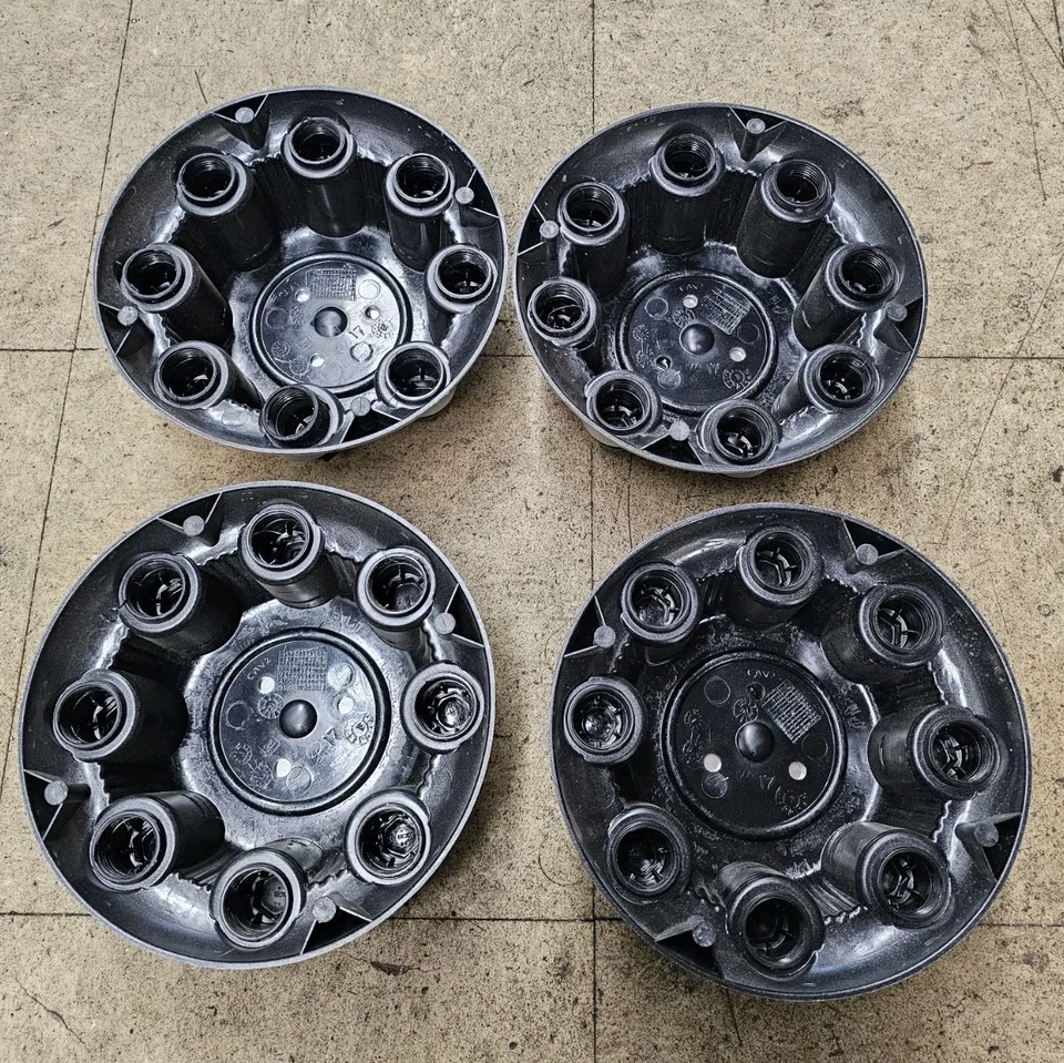 Tapa central Chevrolet Express Van 2500 3500 Silverado 4 piezas plateada 8 orejetas Foto 3 de 4