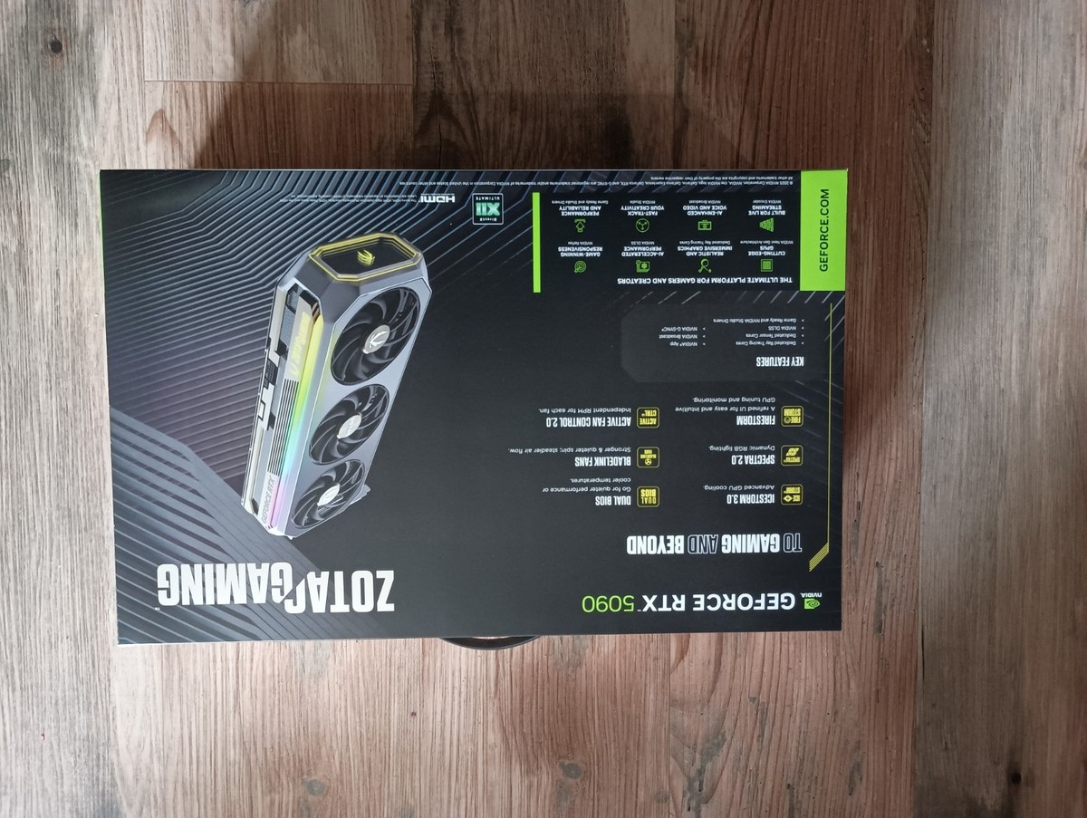 ZOTAC GAMING GeForce RTX 5090 AMP Extreme INFINITY GPU ZT-B50900B