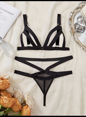 lingerie sexy transparente