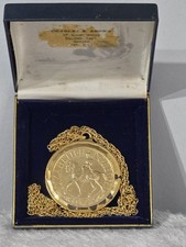 Collana medaglione giubileo argento regina color oro o placcato oro 22 ct L@@K.