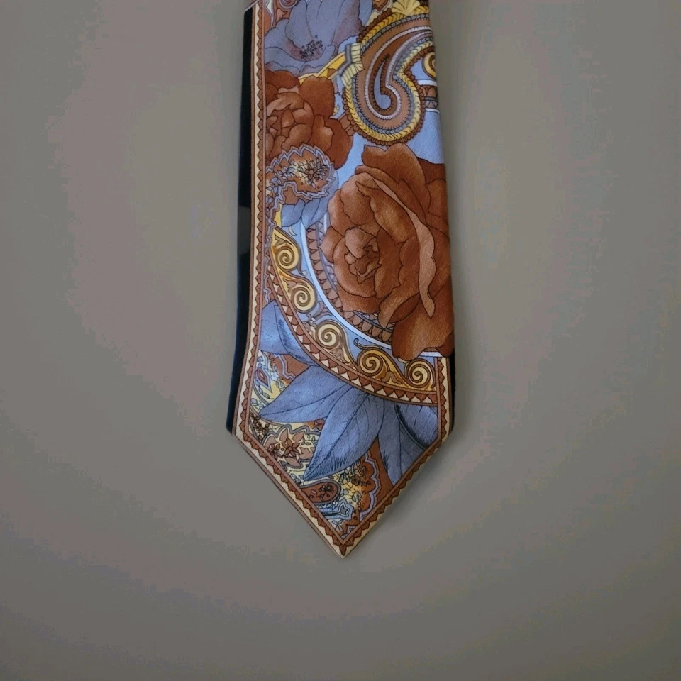 Винтажный шелковый галстук Vitaliano Pancaldi с цветочным рисунком и узором пейсли - Изображение 2 из 4