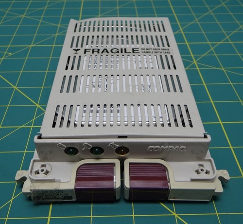 Disco duro interno HP Compaq 177988-001 36,4 GB Ultra SCSI-3 con bandeja