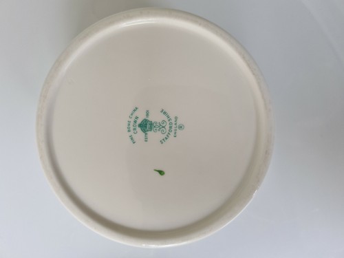 CROWN STAFFORDSHIRE TRINKET BOX fine bone china circular D10cm white floral - Picture 6 of 8