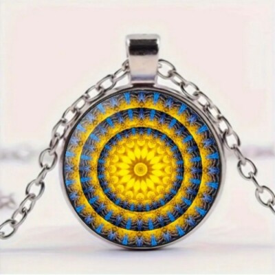 Retro Mandala Pattern Round Pendant Necklace, Special Gift