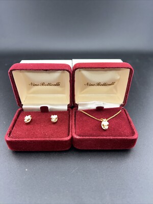 Nino Botticelli Opal Anhänger und Kette & ein Nino Botticelli Set Opal Ohrringe