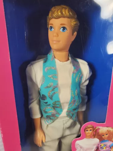 N200 ~ NRFB DOLL ~ MATTEL COOL TOPS KEVIN BARBIE SISTER SKIPPER'S BOYFRIEND 9351