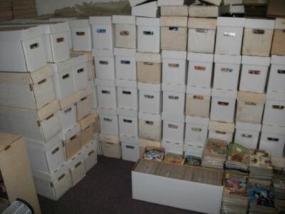 150 comic mixed.marvel.dc.indi.s . near mint. comic lot .