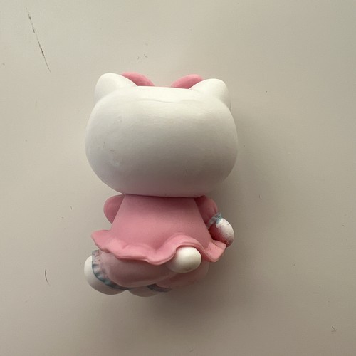 Hello Kitty Sanrio Miniso Sleeping Collection Figure Blind Box 1.5” - 第 2/2 張圖片