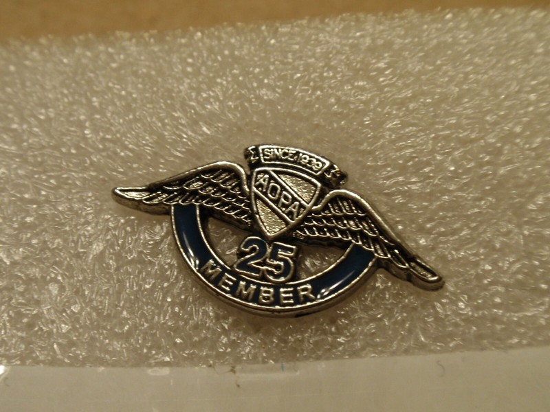 AOPA AWARD PIN 25 YEAR