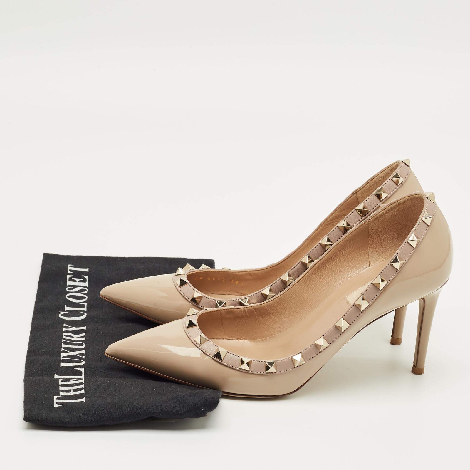 Valentino Beige Patent Leather Rockstud Pointed Toe Pumps Size 38.5 thumbnail 9
