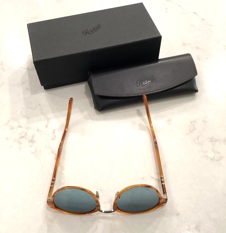 Persol Sunglasses PO3108S Tortoise/Blue Polarized w/Case Hand Made In Italy. - Image 4 of 4