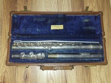 Vintage Geminhardt M2 Silver Flute Elkhart Indian USA  22552 with case